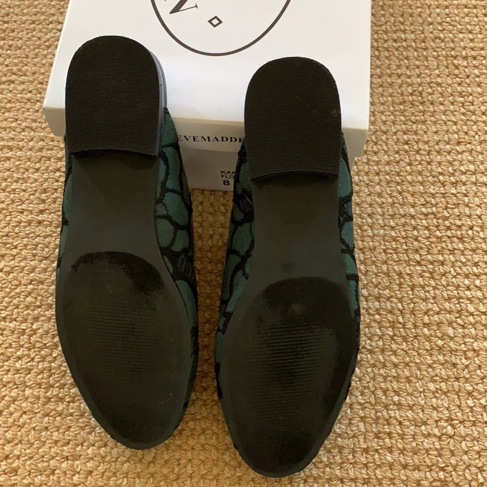 Steve Madden Slides. Size 8. Black With Green Wit… - image 3